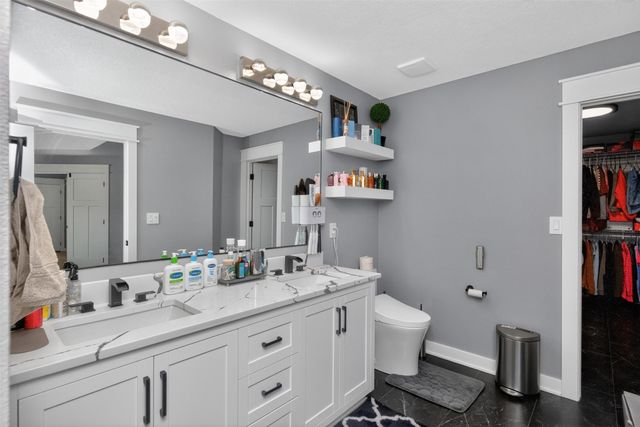 595 SE Whitetail Lane, Waukee, IA 50263