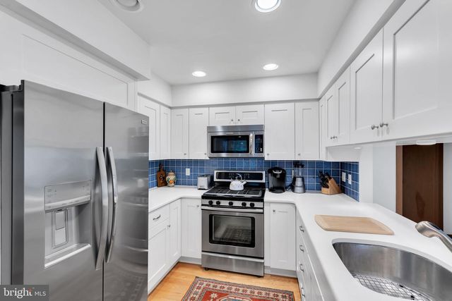 103 MAPLE AVE, Little Silver, NJ 07739