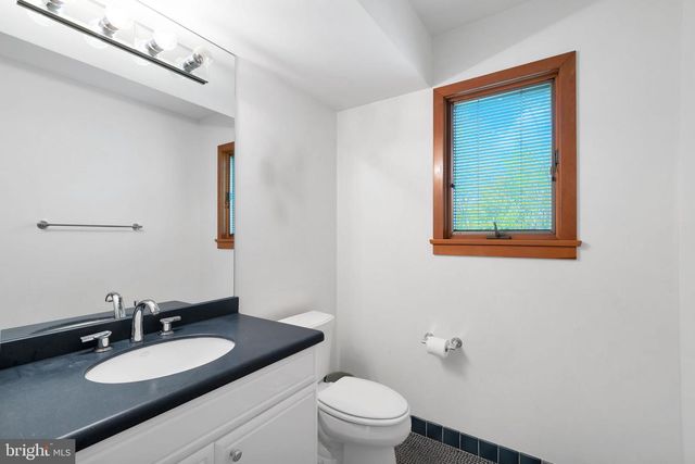 103 MAPLE AVE, Little Silver, NJ 07739