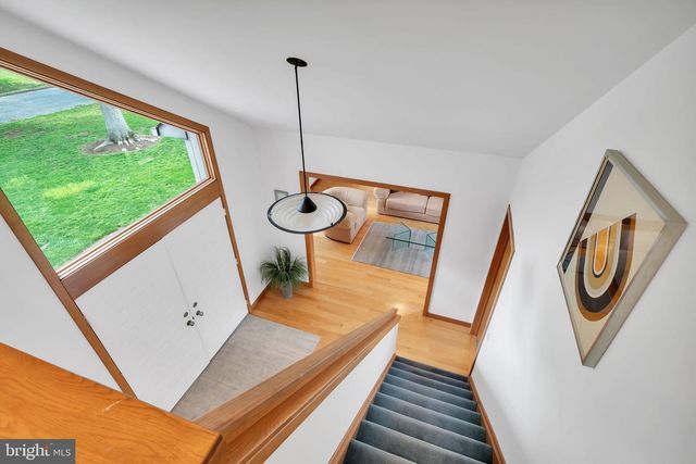 103 MAPLE AVE, Little Silver, NJ 07739