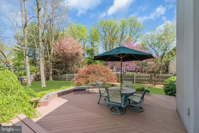 103 MAPLE AVE, Little Silver, NJ 07739