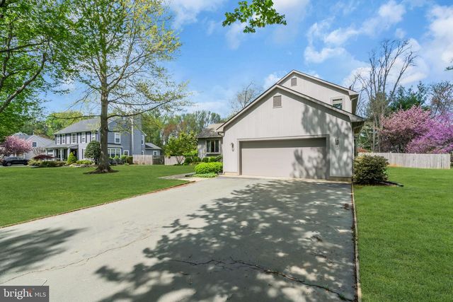 103 MAPLE AVE, Little Silver, NJ 07739