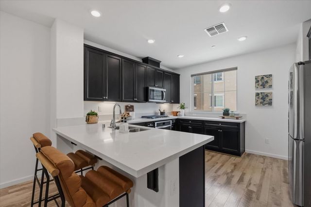 17981 Cantabria Lane, Morgan Hill, CA 95037
