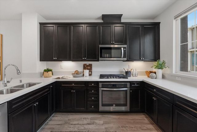 17981 Cantabria Lane, Morgan Hill, CA 95037
