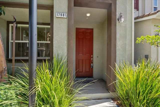 17981 Cantabria Lane, Morgan Hill, CA 95037
