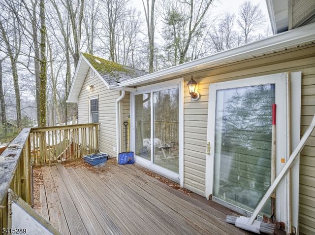 240 Acabonack Rd, Vernon Twp., NJ 07422