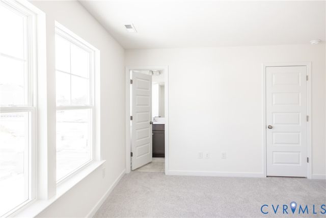 253 Whiteside Rd, Sandston, VA 23150