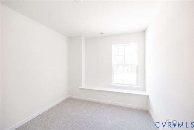 253 Whiteside Rd, Sandston, VA 23150