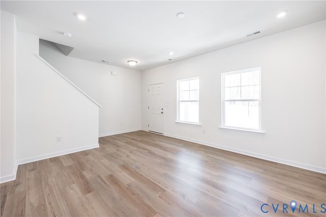 253 Whiteside Rd, Sandston, VA 23150