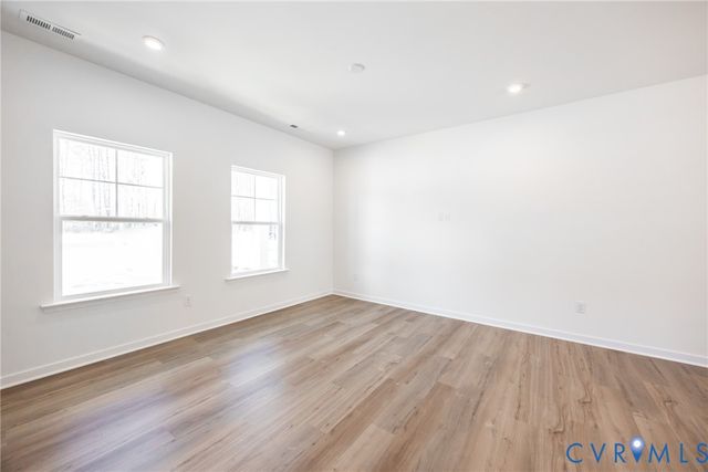 253 Whiteside Rd, Sandston, VA 23150