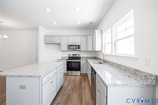 253 Whiteside Rd, Sandston, VA 23150