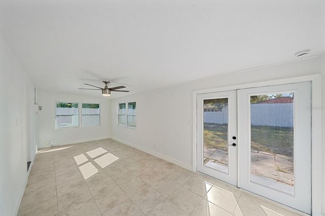 2138 PINE TERRACE, Sarasota, FL 34231