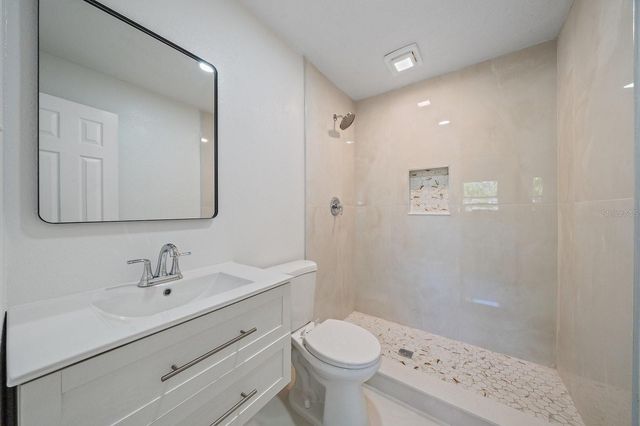 2138 PINE TERRACE, Sarasota, FL 34231