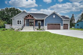 38481 Winkler Street, Harrison Charter Township, MI 48045