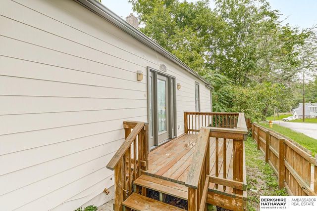 4936 S 18th Street, Omaha, NE 68107