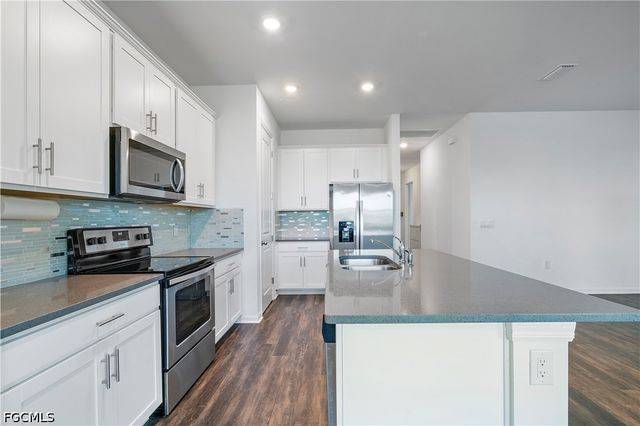 16369 Palmetto ST, Punta Gorda, FL 33982