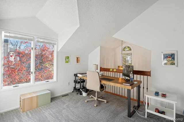 677 E Lincoln Street 4, Birmingham, MI 48009