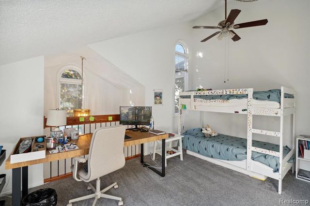 677 E Lincoln Street 4, Birmingham, MI 48009