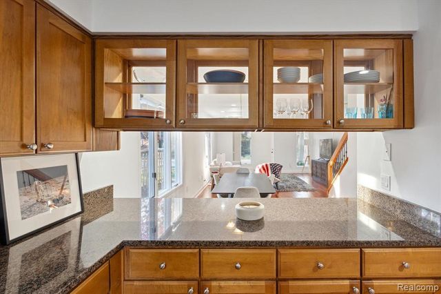 677 E Lincoln Street 4, Birmingham, MI 48009