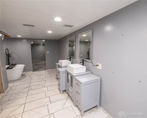 283 Spinning Road, Dayton, OH 45431