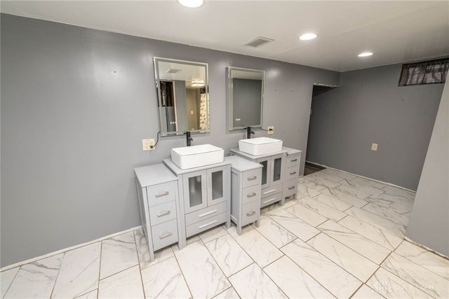 283 Spinning Road, Dayton, OH 45431