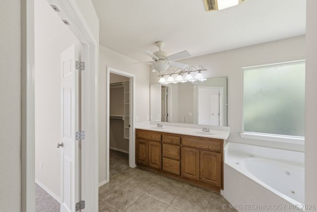 13104 E 112th Street North, Owasso, OK 74055