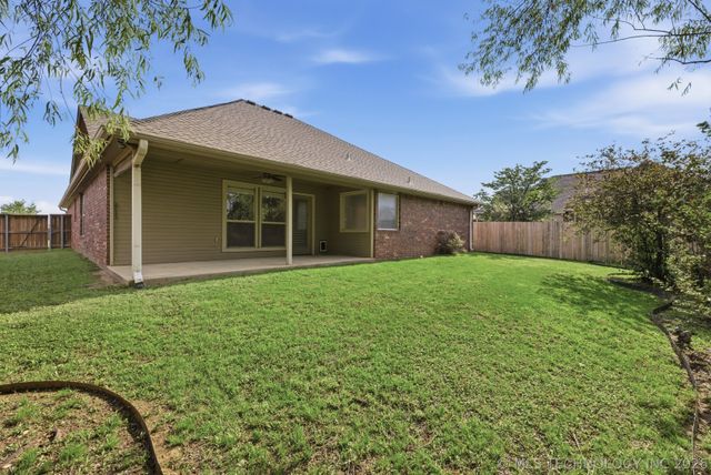 13104 E 112th Street North, Owasso, OK 74055