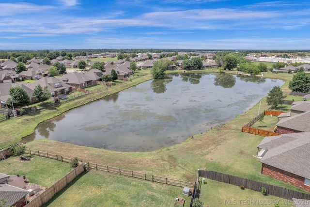13104 E 112th Street North, Owasso, OK 74055