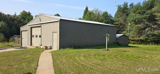 N3700 N Motts Landing Drive, Iron Mountain, MI 49801