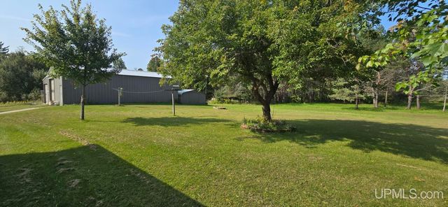 N3700 N Motts Landing Drive, Iron Mountain, MI 49801