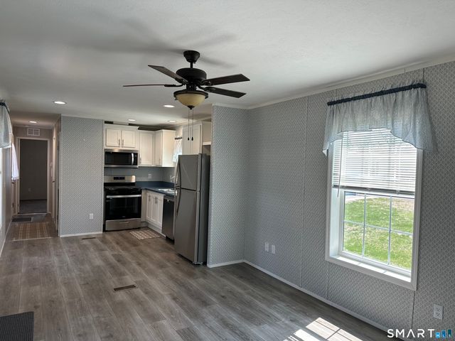 120 Englewood Avenue, Prospect, CT 06712