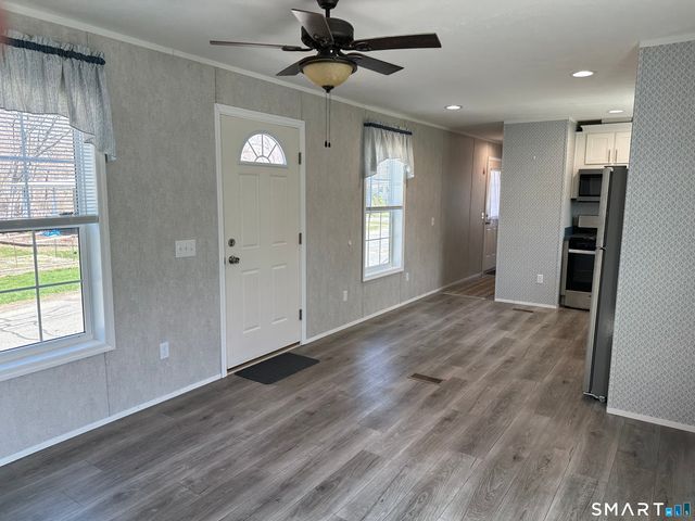 120 Englewood Avenue, Prospect, CT 06712