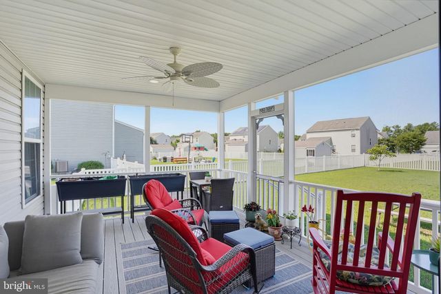 312 LOGANBERRY TER, Dover, DE 19901