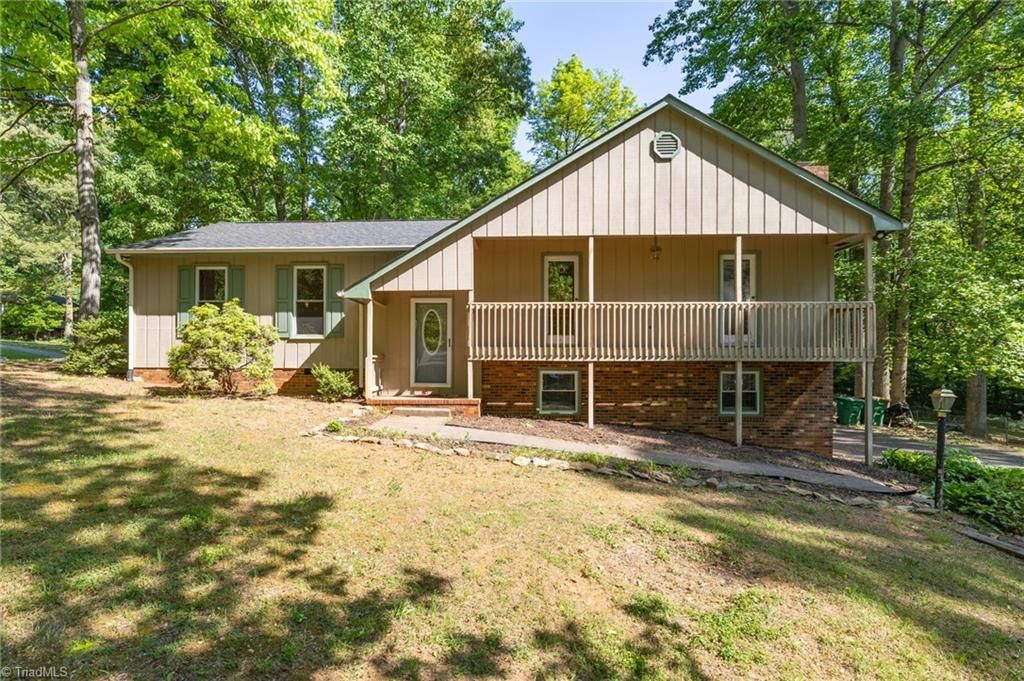 5001 Wrangler Drive, Winston-salem, NC 27101