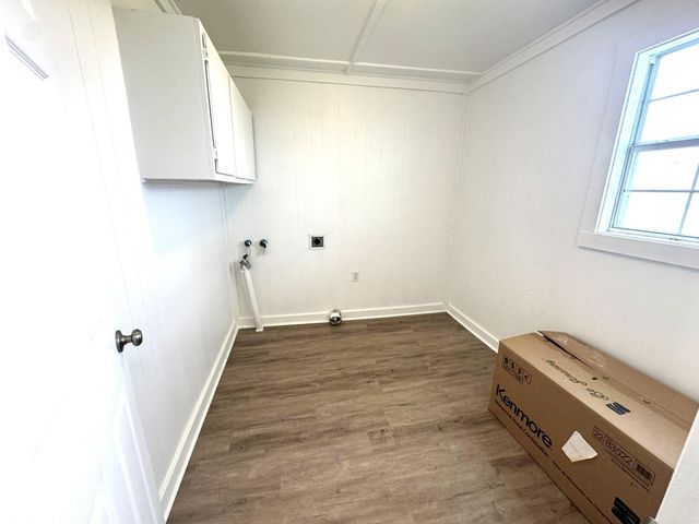 302 2nd Street, Palacios, TX 77465