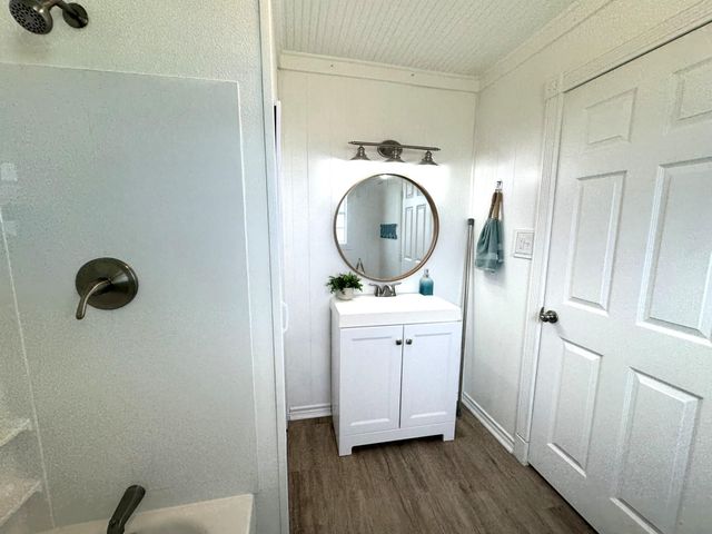 302 2nd Street, Palacios, TX 77465