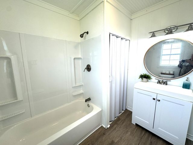 302 2nd Street, Palacios, TX 77465