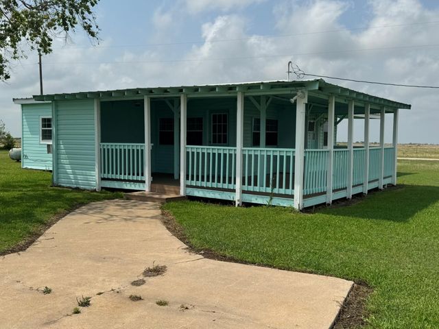 302 2nd Street, Palacios, TX 77465