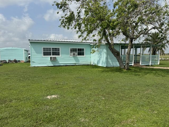 302 2nd Street, Palacios, TX 77465
