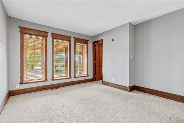 2301 Lees Summit Road, Lee's Summit, MO 64064