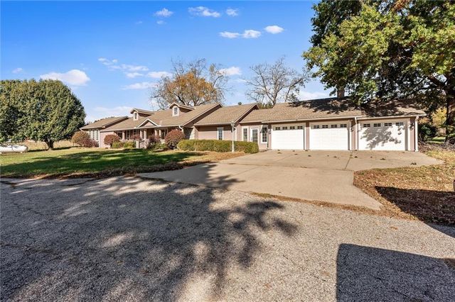 2301 Lees Summit Road, Lee's Summit, MO 64064