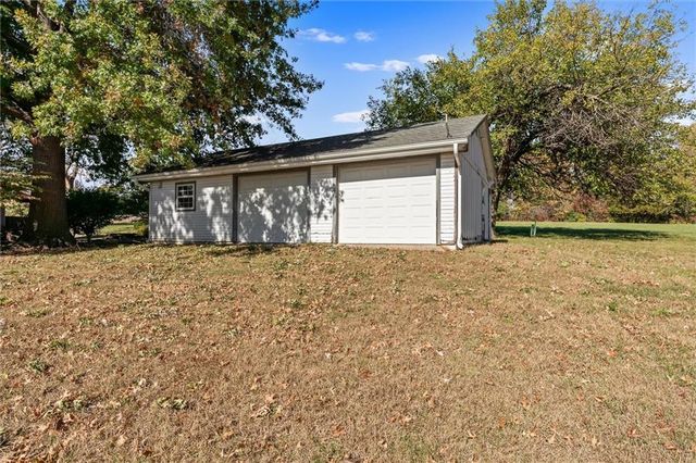 2301 Lees Summit Road, Lee's Summit, MO 64064