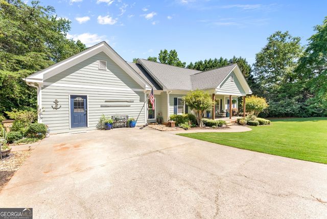 5495 Honeysuckle Trail, Gainesville, GA 30506