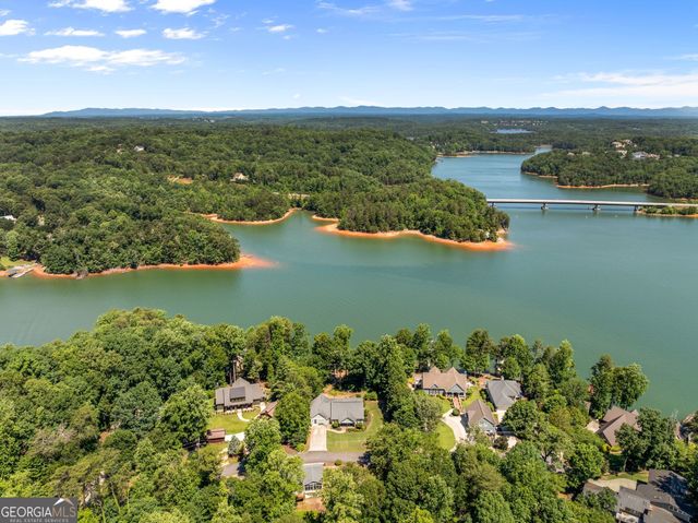 5495 Honeysuckle Trail, Gainesville, GA 30506