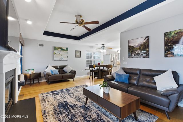 14 Oakmont Road, Lakewood, NJ 08701