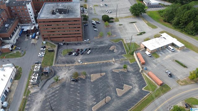 1090 MEDICAL CENTER DRIVE, Bessemer, AL 35020