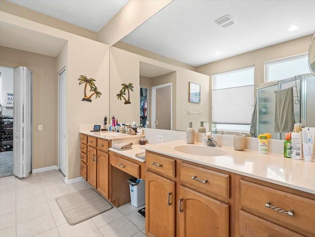 5216 KERNWOOD COURT, Palm Harbor, FL 34685