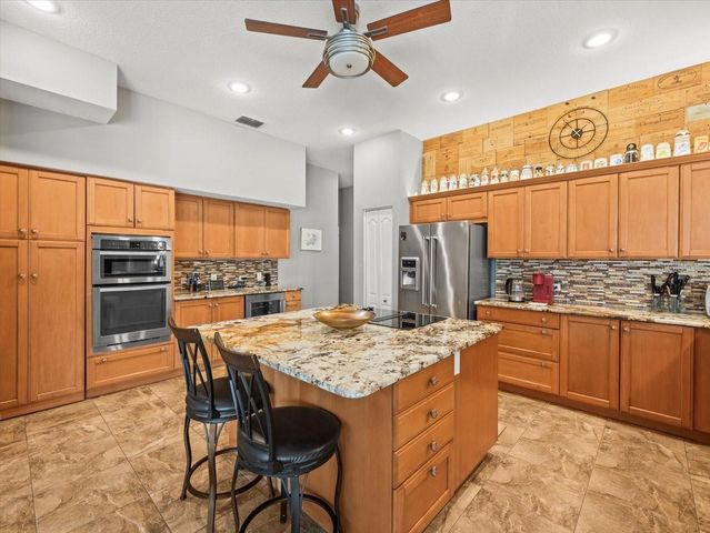 5216 KERNWOOD COURT, Palm Harbor, FL 34685