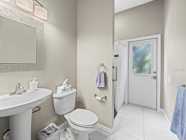 5216 KERNWOOD COURT, Palm Harbor, FL 34685