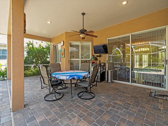 5216 KERNWOOD COURT, Palm Harbor, FL 34685